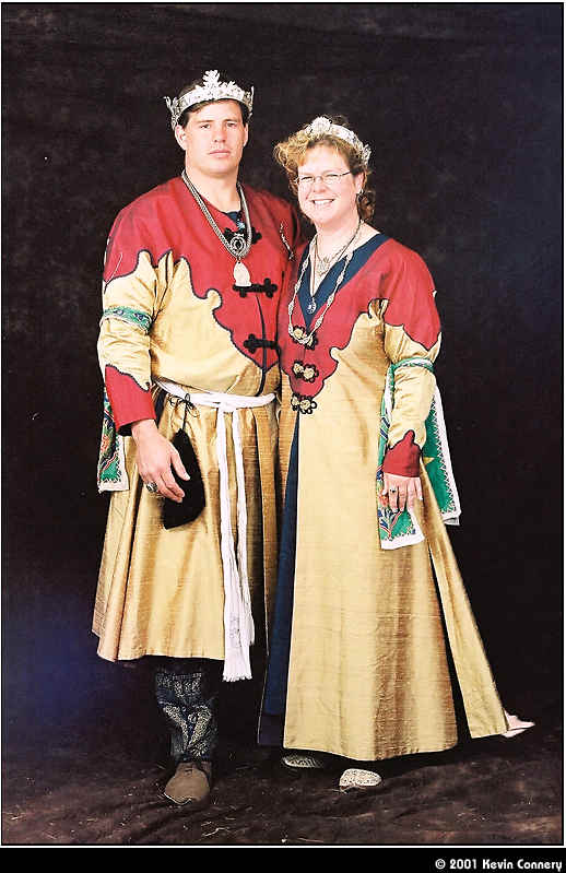 images/2001_32_07a.jpg, Fabian and Susan, King and Queen of the West