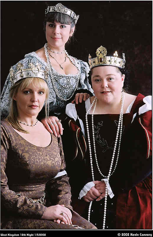 images/2002_005_06a.jpg, Catalina, Ginevra, & Kortland (Queens of Caid, West, & Artemisia)